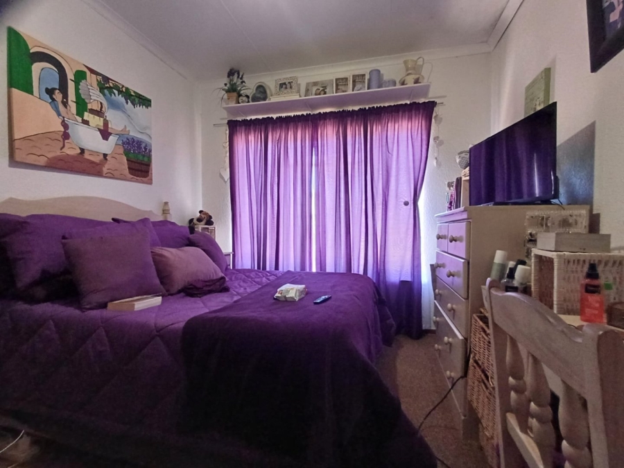 3 Bedroom Property for Sale in Meiringspark Ext 4 North West